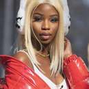 Hung Black Shemale Top or Bottom for Lawrence Gentleman 🌟